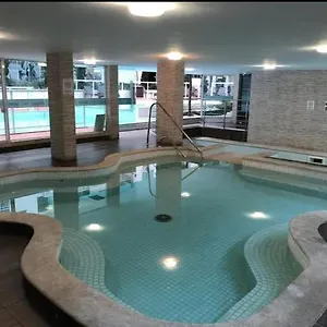  Apartamento Maravilhoso,condominio Com Piscina Aquecida Coberta E 2 Externas. Brasil